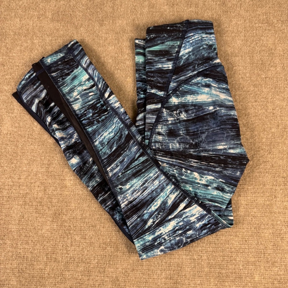 Lululemon Train Times Leggings Womens 4 Blue Abstract Wave Print Mesh Panel 7/8‎